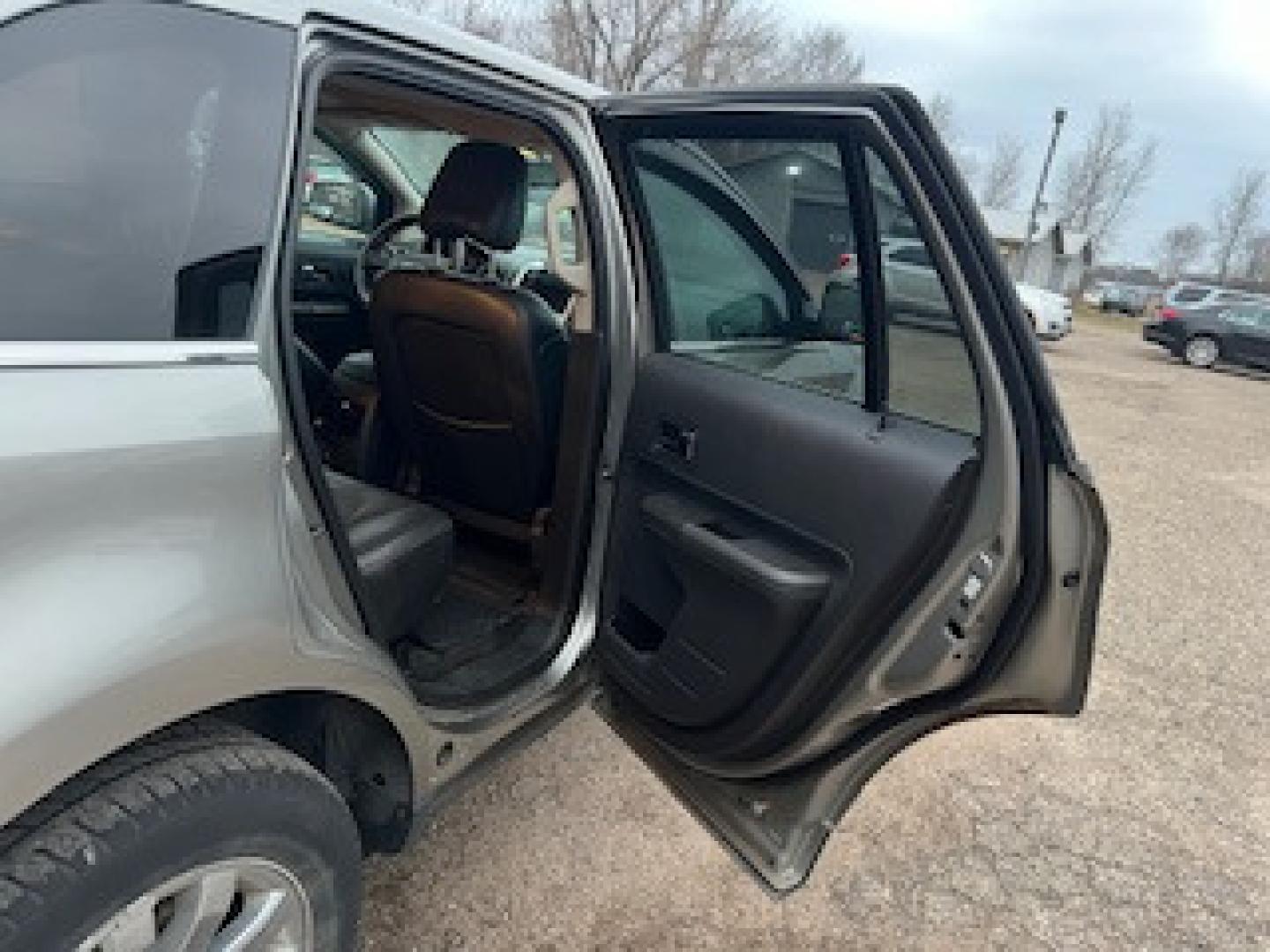 2008 GRAY FORD EDGE LIMITED (2FMDK49C08B) with an 3.5L engine, Automatic transmission, located at 17255 hwy 65 NE, Ham Lake, MN, 55304, 0.000000, 0.000000 - Photo#12